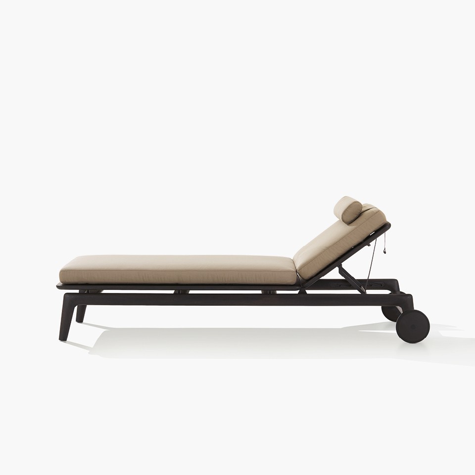 Poliform_Outdoor_MAGNOLIA_SUNBED_960px_02